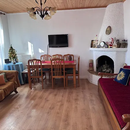 Lejlighed Traditional Stone House - *